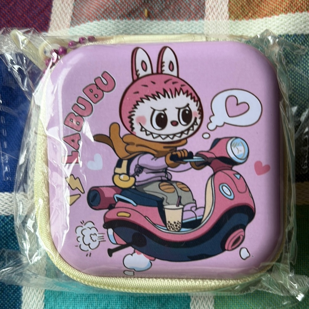 🛵 LABUBU Cute Pink Cartoon Character Coin Purse 🛵 NWOT🛵